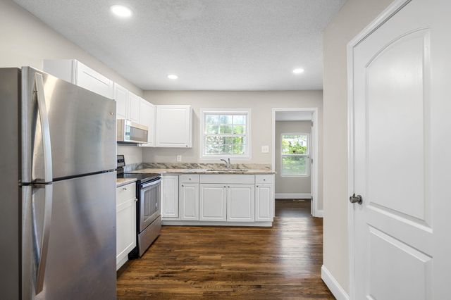 204 Booth Road, Chattanooga, TN 37411