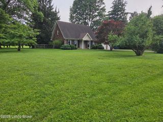 2504 Raven Rd, La Grange, KY 40031