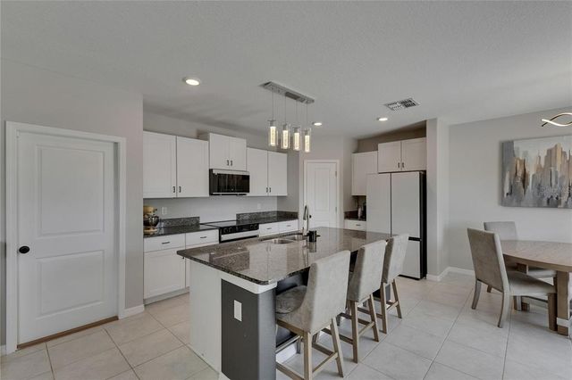 15718 FORT ISLAND PLACE, Sun City Center, FL 33573