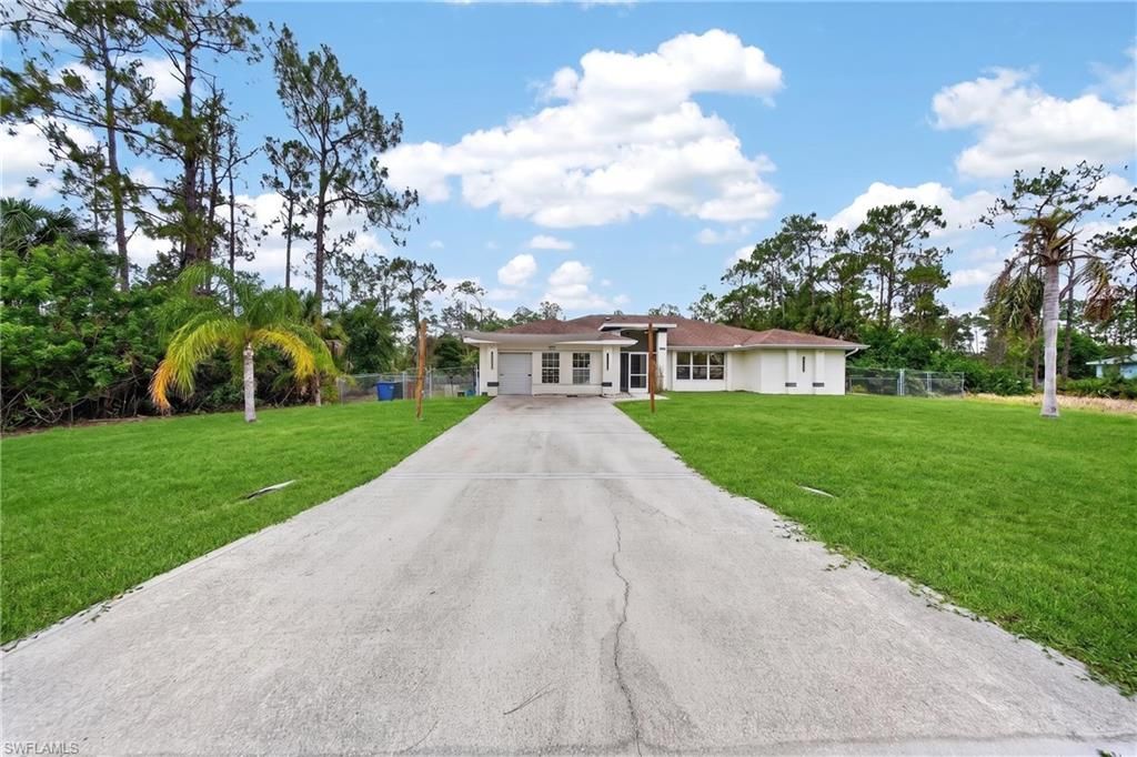 1405 Highland AVE, Lehigh Acres, FL 33972