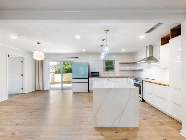 4206 High Street, Buford, GA 30518
