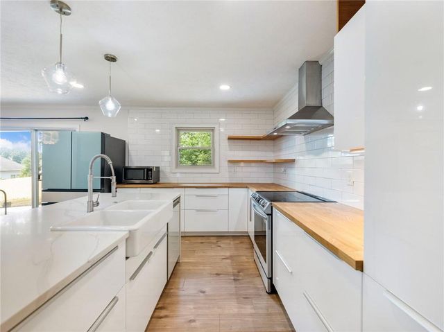 4206 High Street, Buford, GA 30518