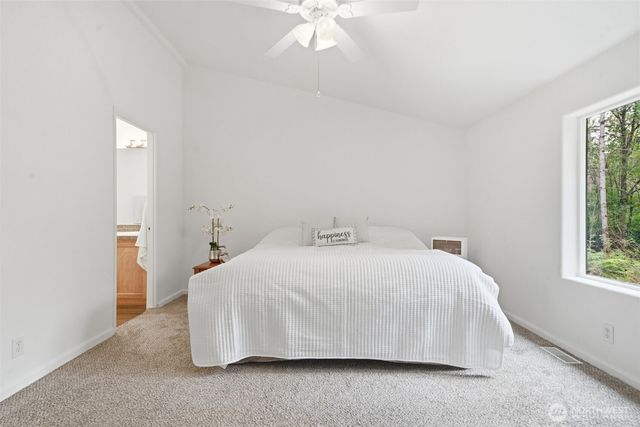 71 E Richardson Road, Belfair, WA 98528