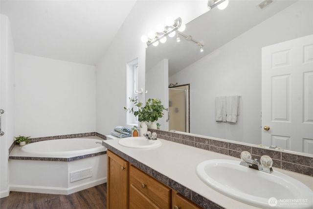 71 E Richardson Road, Belfair, WA 98528