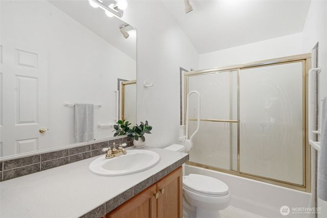 71 E Richardson Road, Belfair, WA 98528