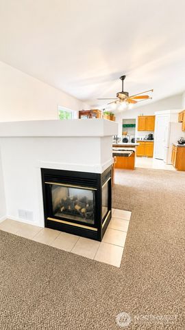 71 E Richardson Road, Belfair, WA 98528