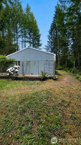 71 E Richardson Road, Belfair, WA 98528
