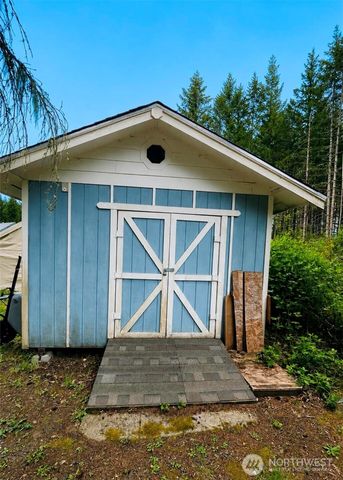 71 E Richardson Road, Belfair, WA 98528