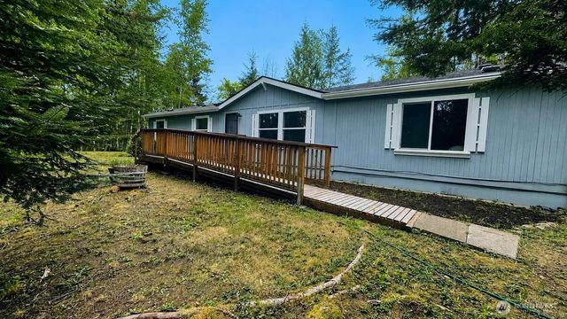 71 E Richardson Road, Belfair, WA 98528