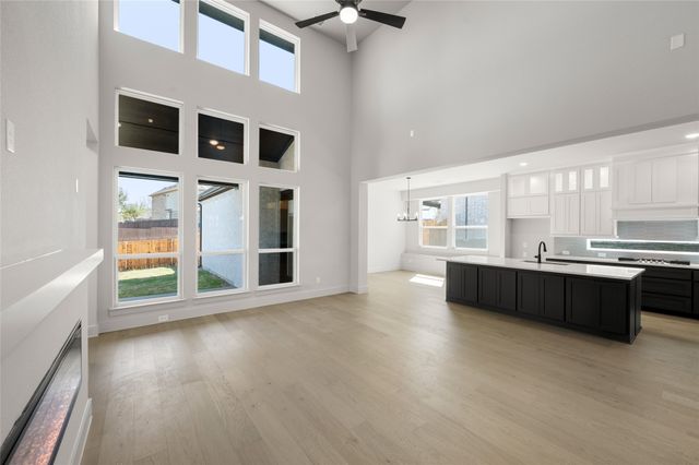 508 Elias, Desoto, TX 75115