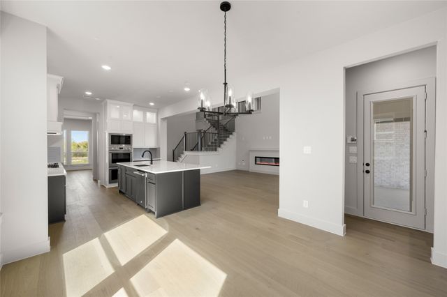 508 Elias, Desoto, TX 75115