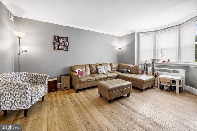 920 E LAKE AVE, Baltimore, MD 21212