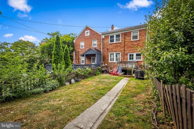 920 E LAKE AVE, Baltimore, MD 21212