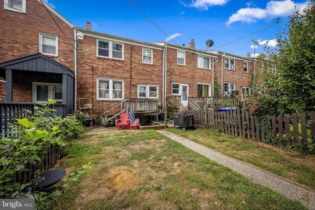 920 E LAKE AVE, Baltimore, MD 21212