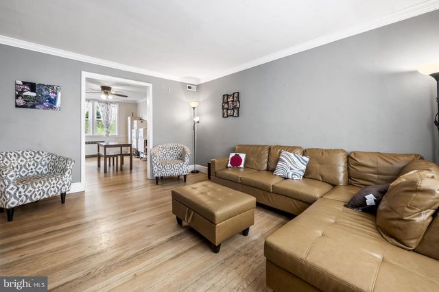 920 E LAKE AVE, Baltimore, MD 21212