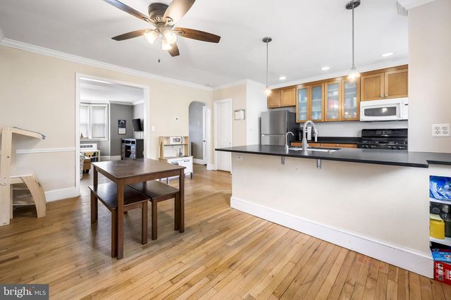 920 E LAKE AVE, Baltimore, MD 21212