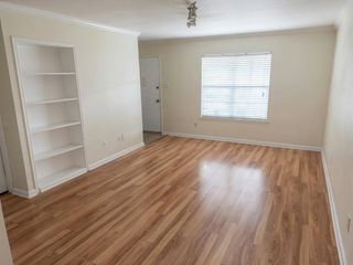 2250 Bering Drive 68, Houston, TX 77057