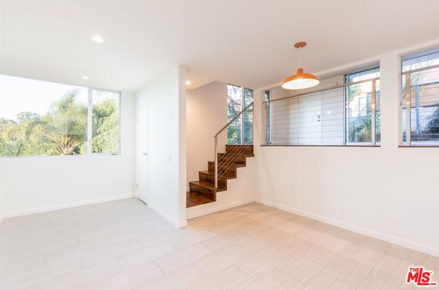 1856 Silverwood Terrace, Los Angeles, CA 90026