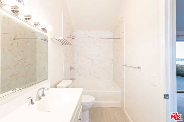 1856 Silverwood Terrace, Los Angeles, CA 90026