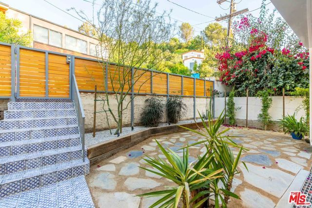 1856 Silverwood Terrace, Los Angeles, CA 90026