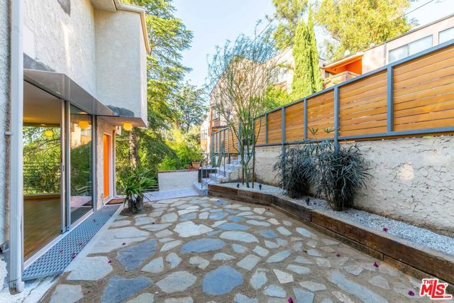 1856 Silverwood Terrace, Los Angeles, CA 90026