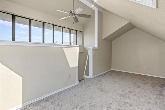 601 Nelray BLVD 17, Austin, TX 78751