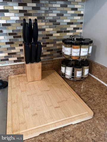 4818 LANIER AVE, Baltimore, MD 21215