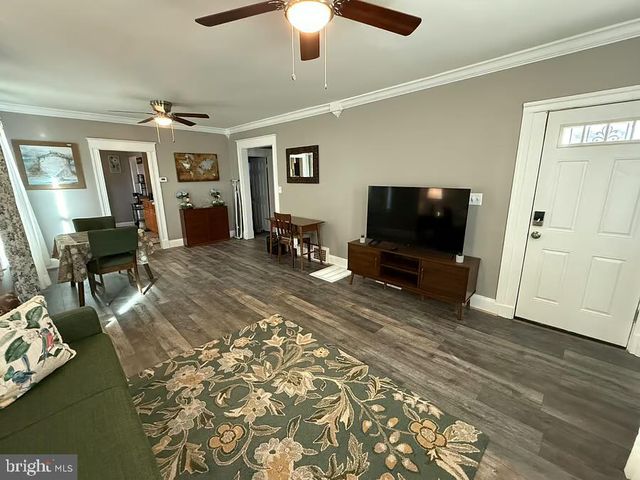 4818 LANIER AVE, Baltimore, MD 21215