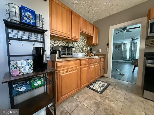 4818 LANIER AVE, Baltimore, MD 21215