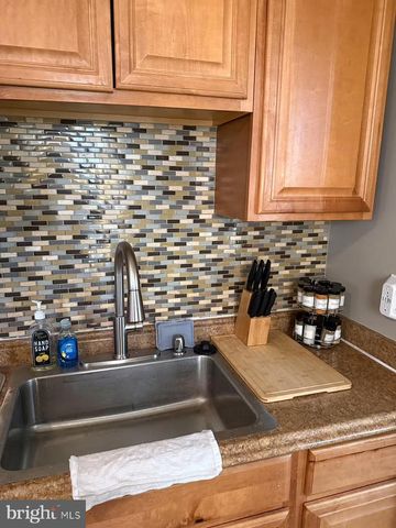 4818 LANIER AVE, Baltimore, MD 21215