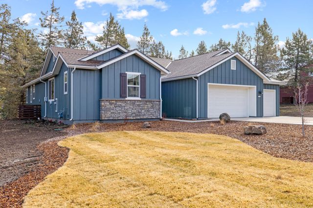 1211 Vine Maple Drive, Klamath Falls, OR 97601