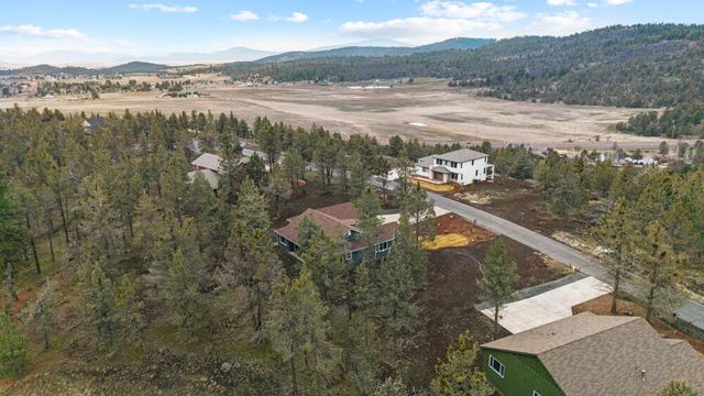 1211 Vine Maple Drive, Klamath Falls, OR 97601