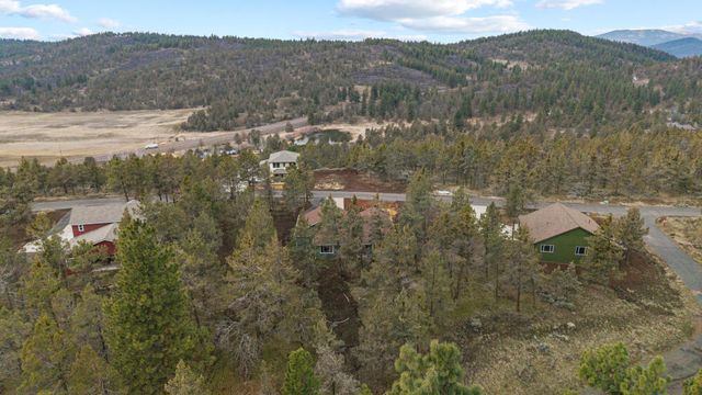 1211 Vine Maple Drive, Klamath Falls, OR 97601