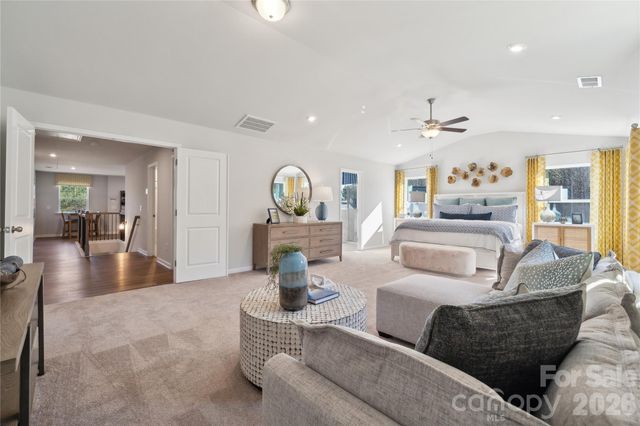 4224 Vista Pine Drive, Charlotte, NC 28215