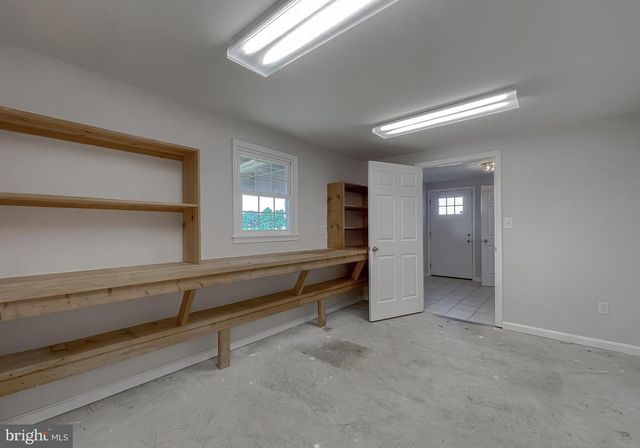 16157 COBB ISLAND RD, Newburg, MD 20664