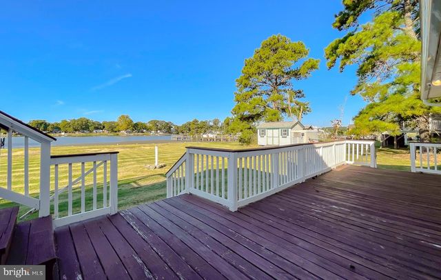 16157 COBB ISLAND RD, Newburg, MD 20664