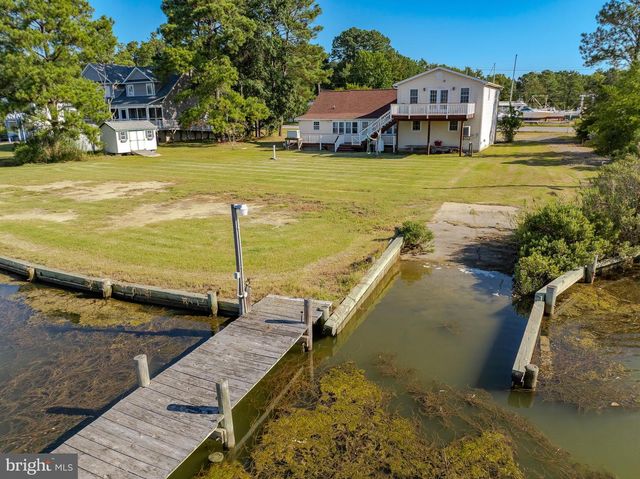 16157 COBB ISLAND RD, Newburg, MD 20664