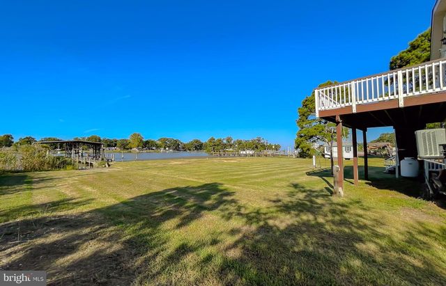 16157 COBB ISLAND RD, Newburg, MD 20664