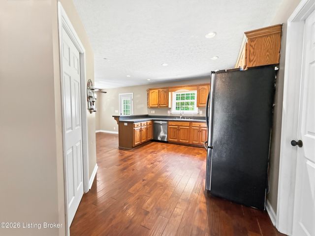 1153 Waterford Rd, Mt Washington, KY 40047