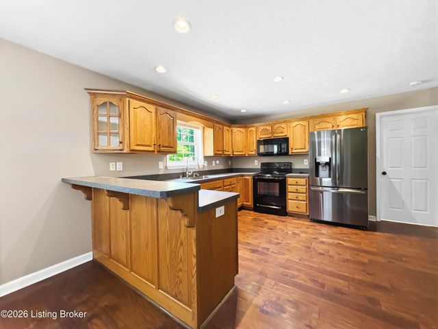 1153 Waterford Rd, Mt Washington, KY 40047