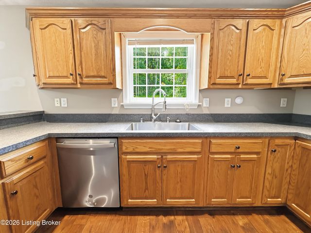 1153 Waterford Rd, Mt Washington, KY 40047