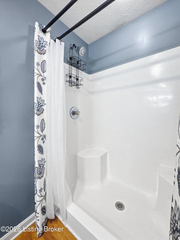 1153 Waterford Rd, Mt Washington, KY 40047