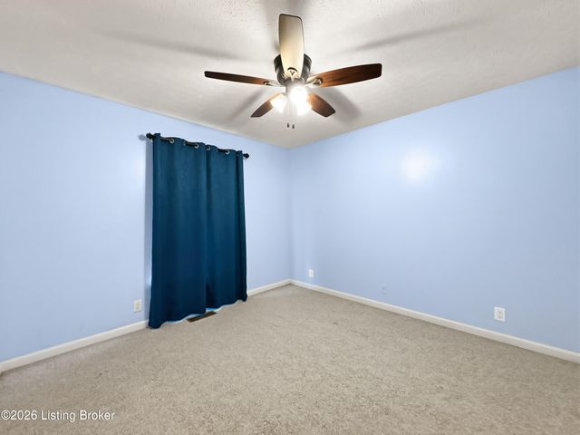 1153 Waterford Rd, Mt Washington, KY 40047