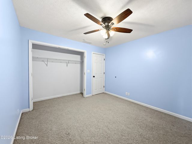 1153 Waterford Rd, Mt Washington, KY 40047