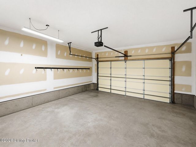 1153 Waterford Rd, Mt Washington, KY 40047