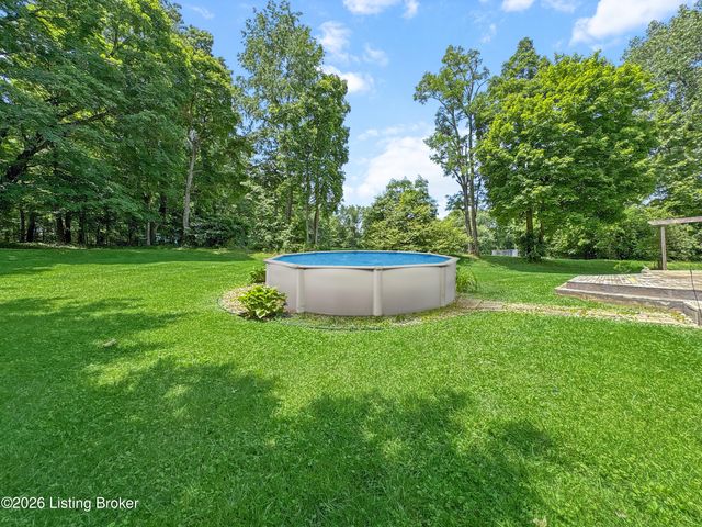 1153 Waterford Rd, Mt Washington, KY 40047