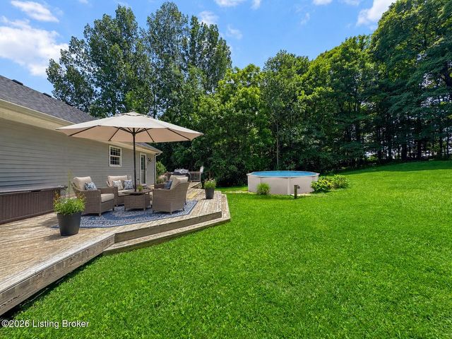 1153 Waterford Rd, Mt Washington, KY 40047