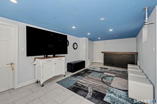59 Creeping Hemlock Drive, Norwalk, CT 06851
