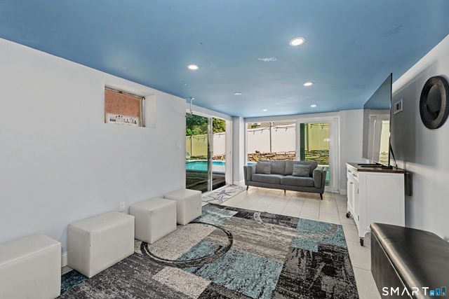 59 Creeping Hemlock Drive, Norwalk, CT 06851