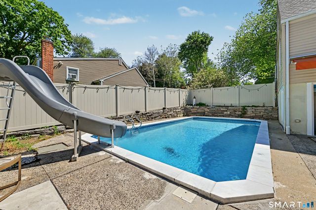 59 Creeping Hemlock Drive, Norwalk, CT 06851